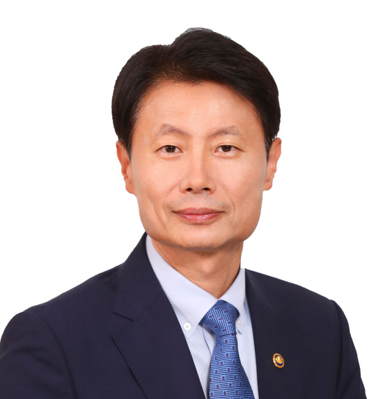 김강립 보건복지부 차관이 식품의약품안전처 처장에 내정됐다. 청와대 제공